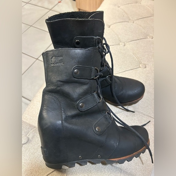 Sorel Joan of Arctic Wedge Mid Boots Womens Quarry Leather Lace Up Waterproof 10 - Picture 9 of 10